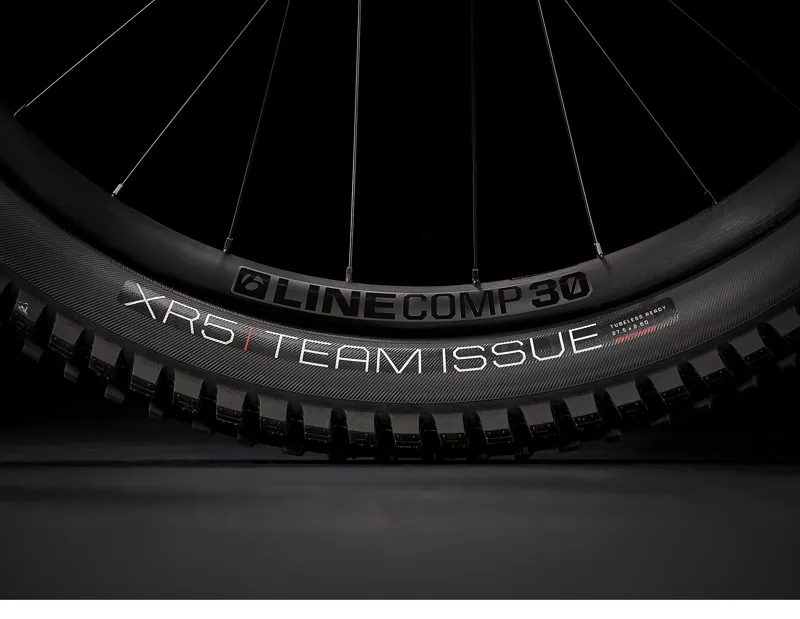 Trek Remedy 8 27.5 Mountain Bike in Olive Grey-5